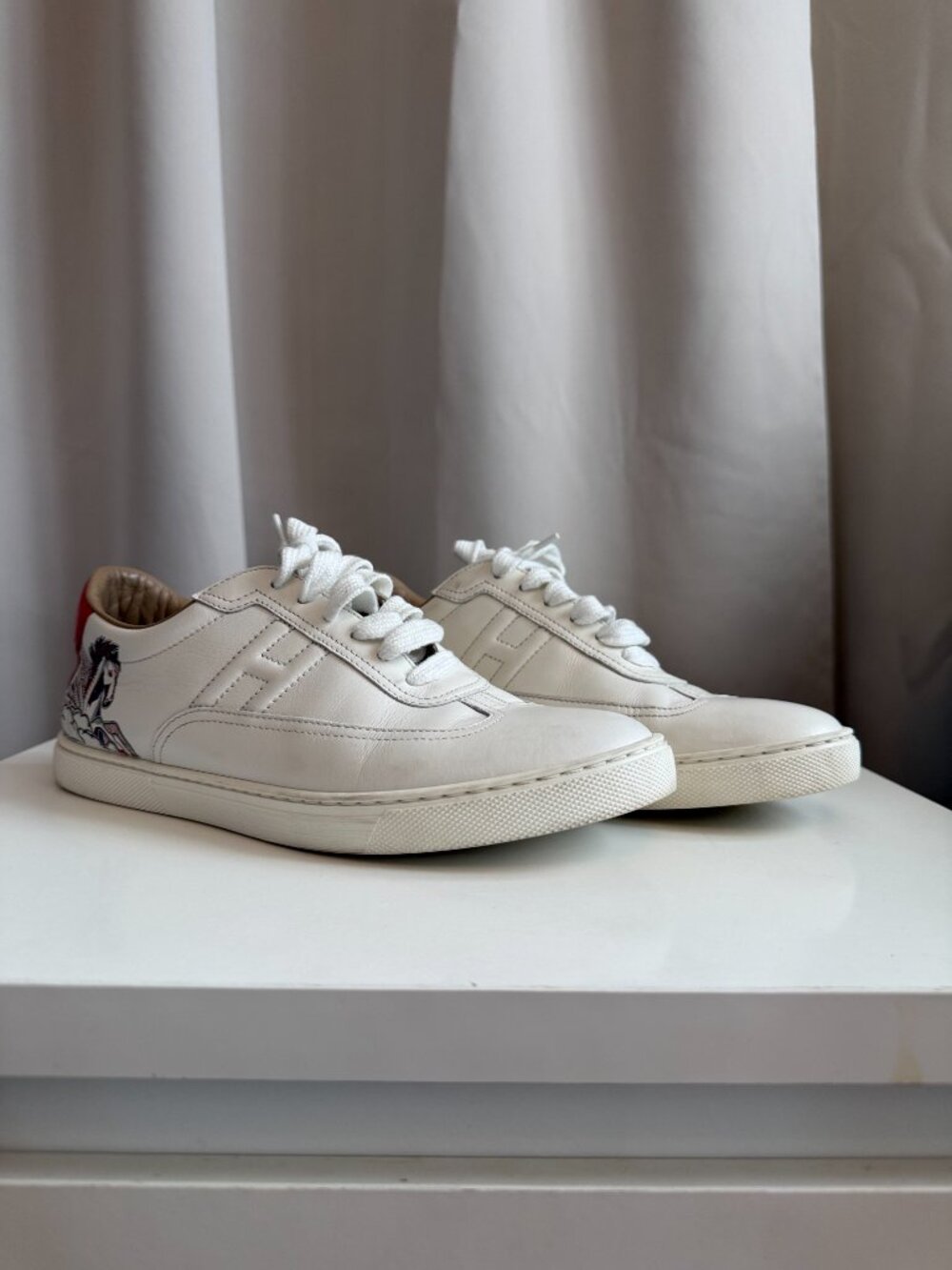 Hermès Quicker White, Blue, Red Pegase Pop Print Sneakers Size Women's 37.5 EU